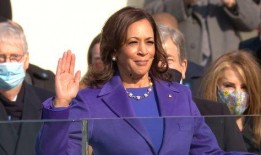 霍丽哈里斯通在线观看,在线观看，揭秘这位明星的璀璨人生